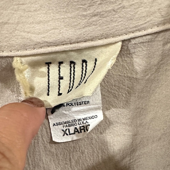 Teddi Tan Women's Sweater with Embroidered shell beach Design XL - Picture 3 of 9